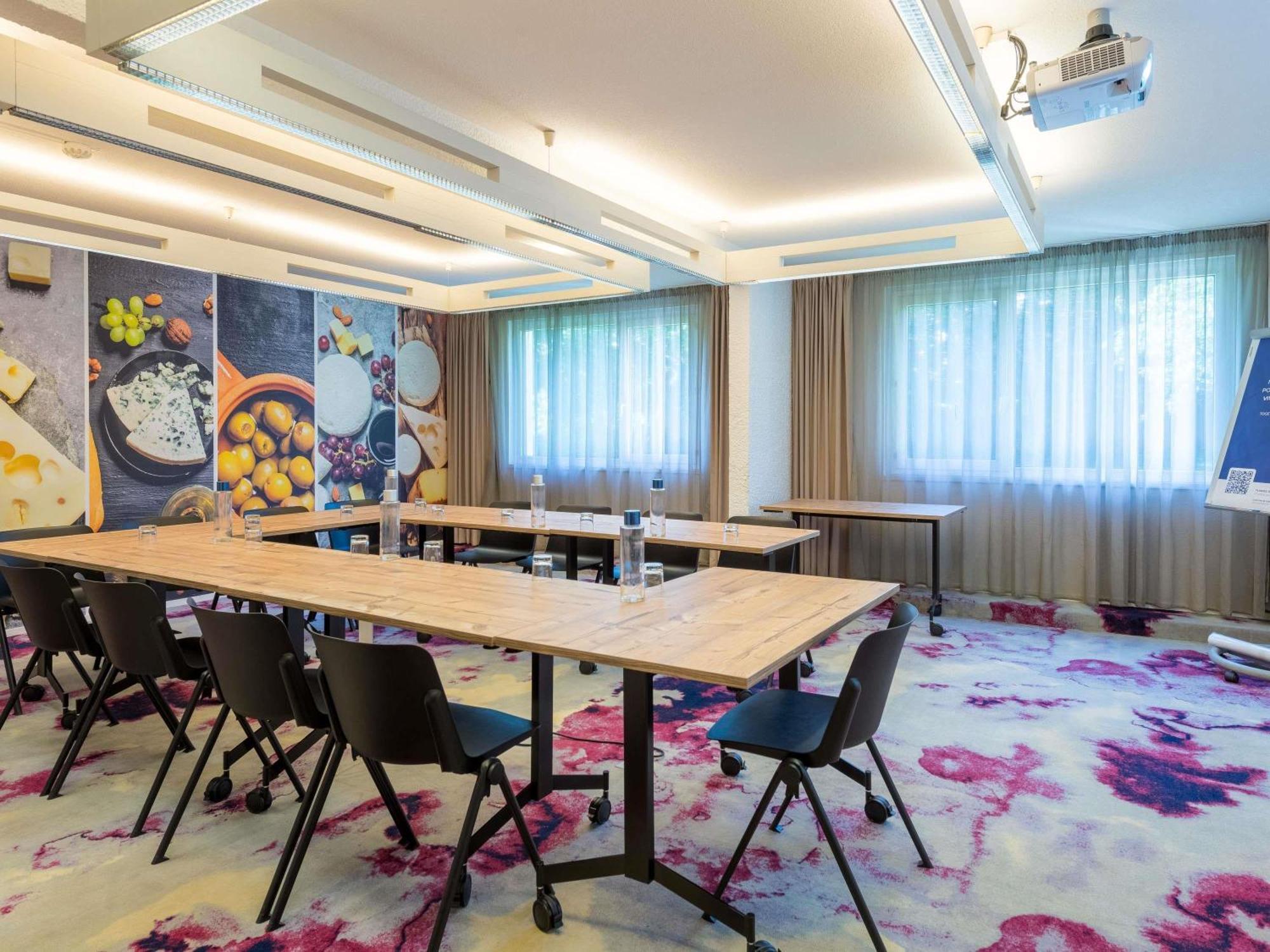 Novotel Saclay Exterior photo
